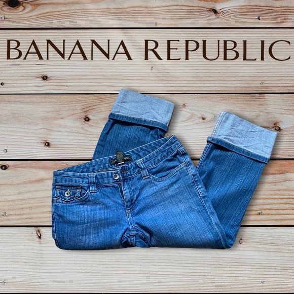 Banana Republic Pants - Banana Republic blue Jean capris size 4